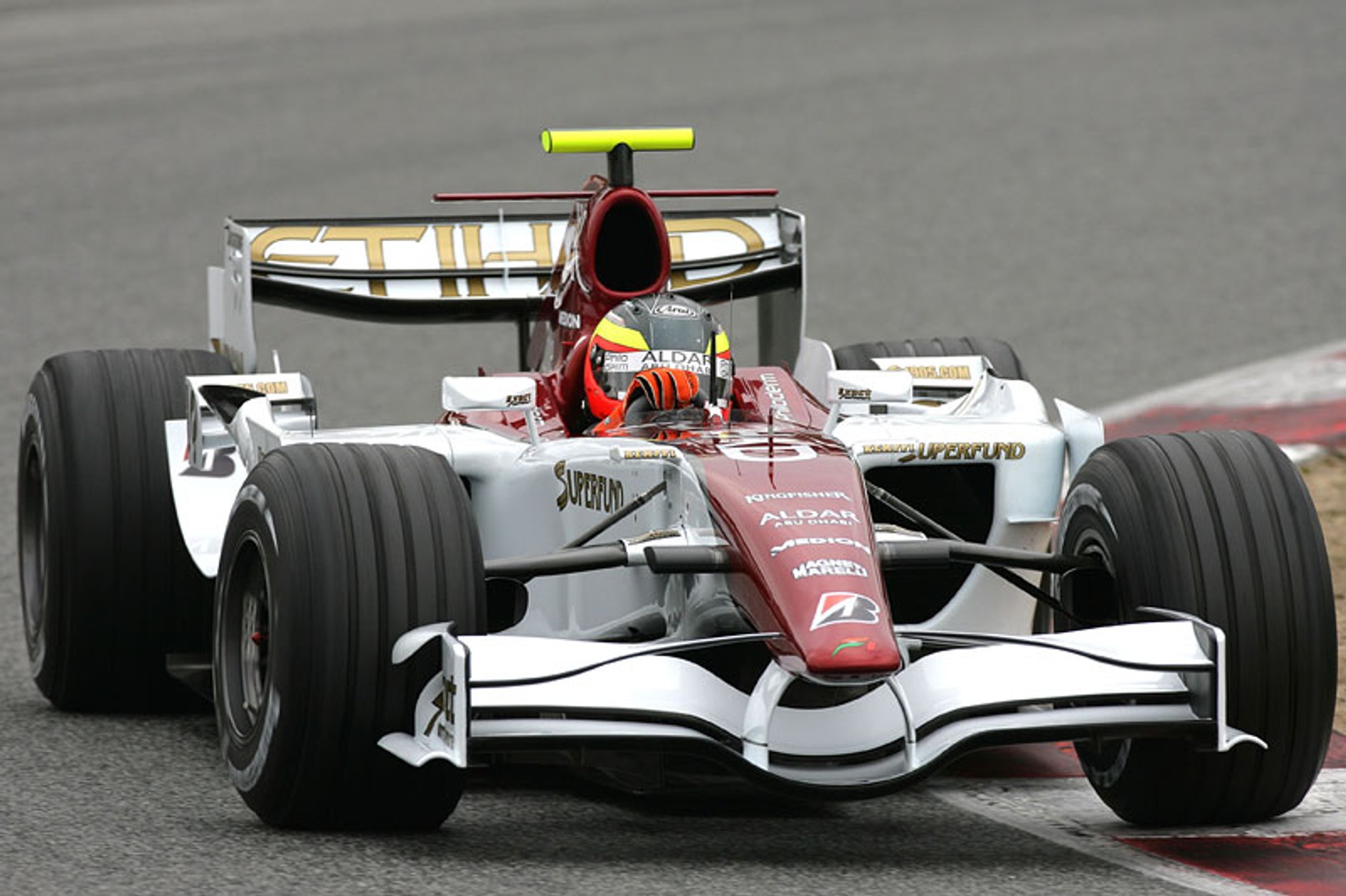 Formuła 1: Fernando Alonso pokazał klasę w Jerez (fotogaleria z testów)
