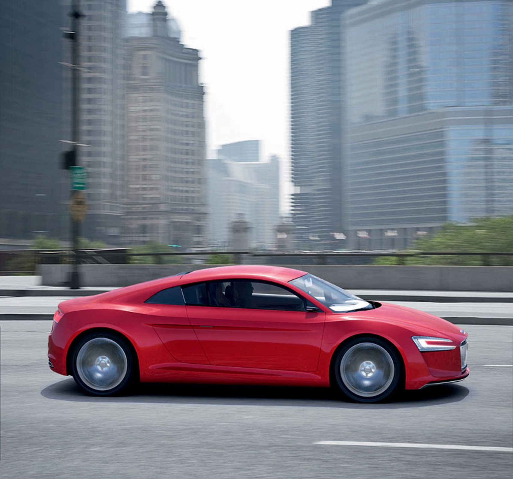 Audi e-tron: w sprzedaży od 2012