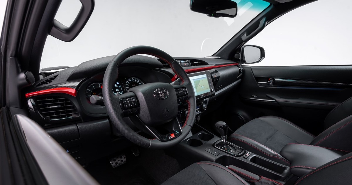 Toyota wyprzedaż rocznika 2024. Kolejne modele mają nowe ceny. "Rabat