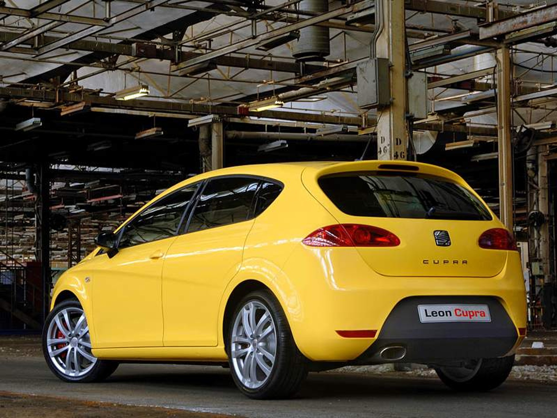 Seat Leon Cupra: pierwsze zdjęcia