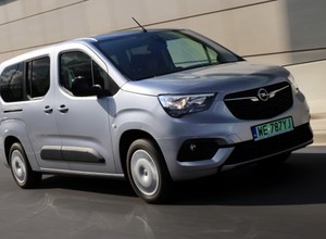 Czy tym praktycznym elektrykiem da się pojechać w daleką trasę?