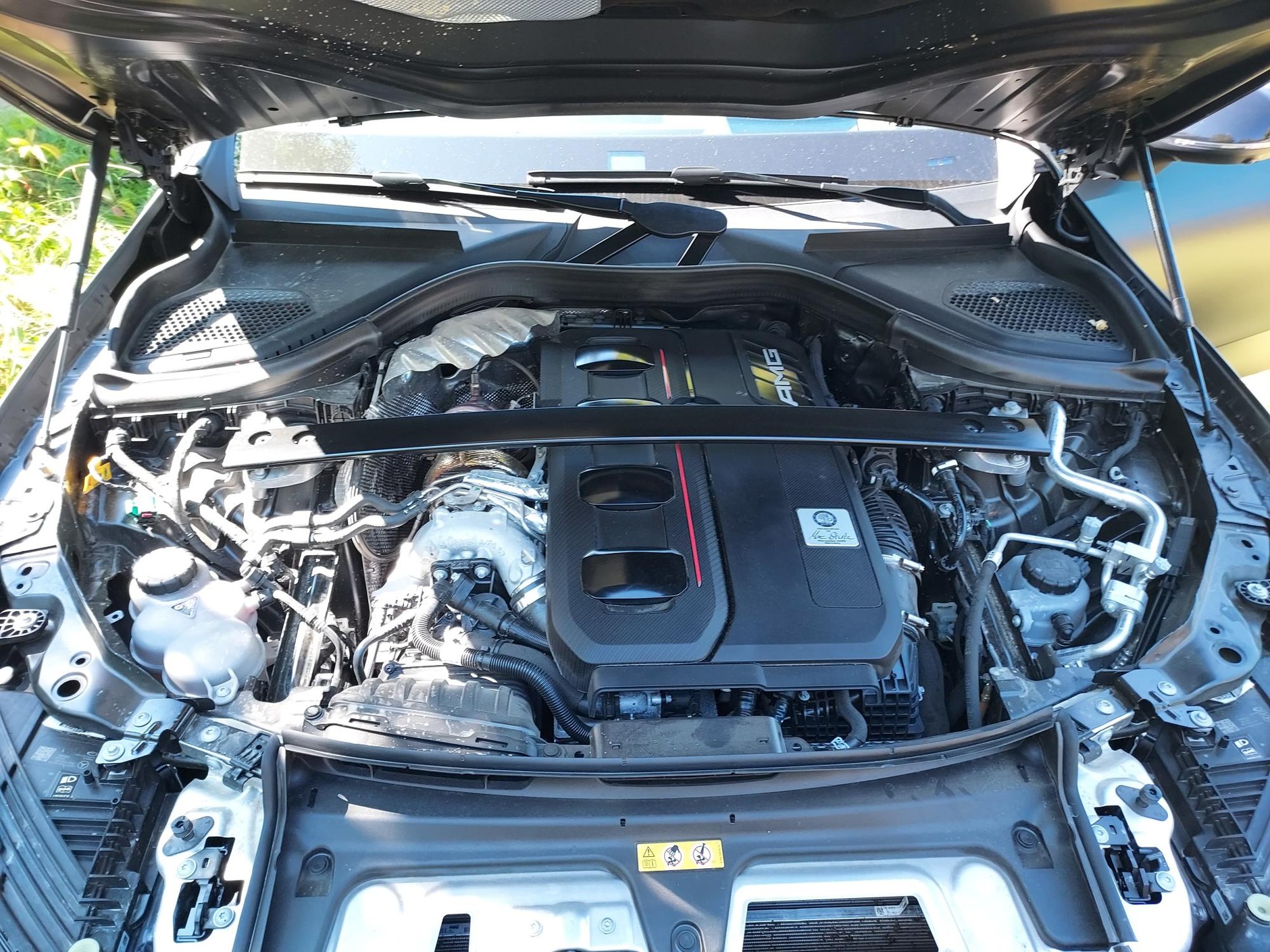 Mercedes AMG GLC 63 E-Performance. Silnik 2-litrowy turbo rozija moc 475 KM