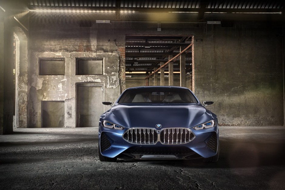 Oficjalne zdjęcia BMW serii 8