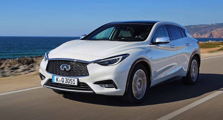 Infiniti Q30: rozpoczęto produkcję seryjną