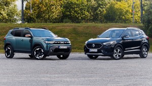 Dacia Duster kontra MG ZS. Porównaliśmy niskobudżetowe auta z Europy i Chin