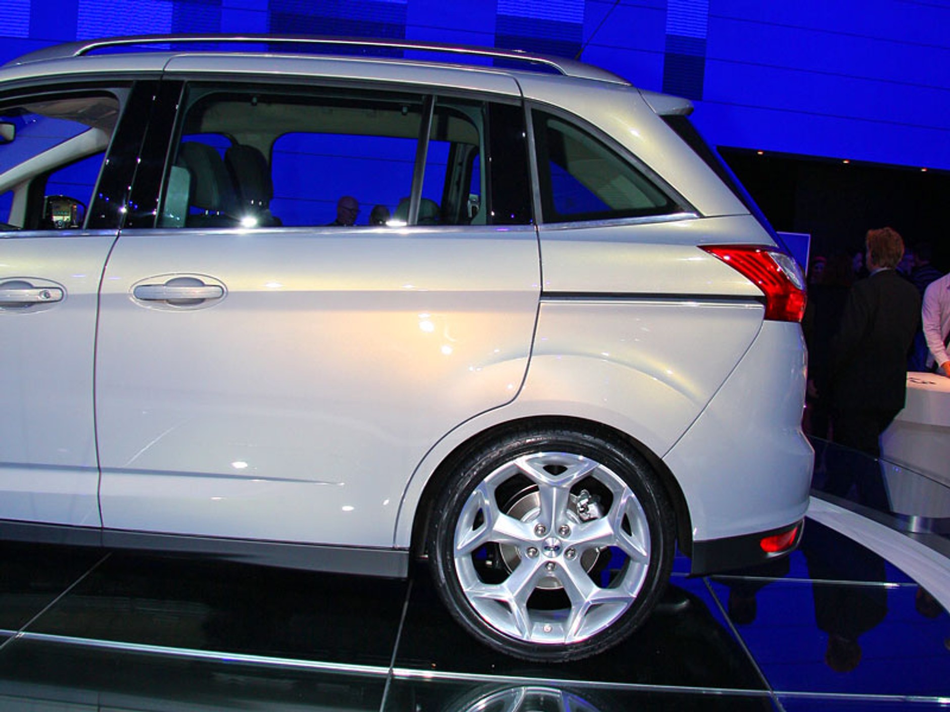 IAA Frankfurt 2009: Ford C-Max a Grand C-Max - rok przed premierą