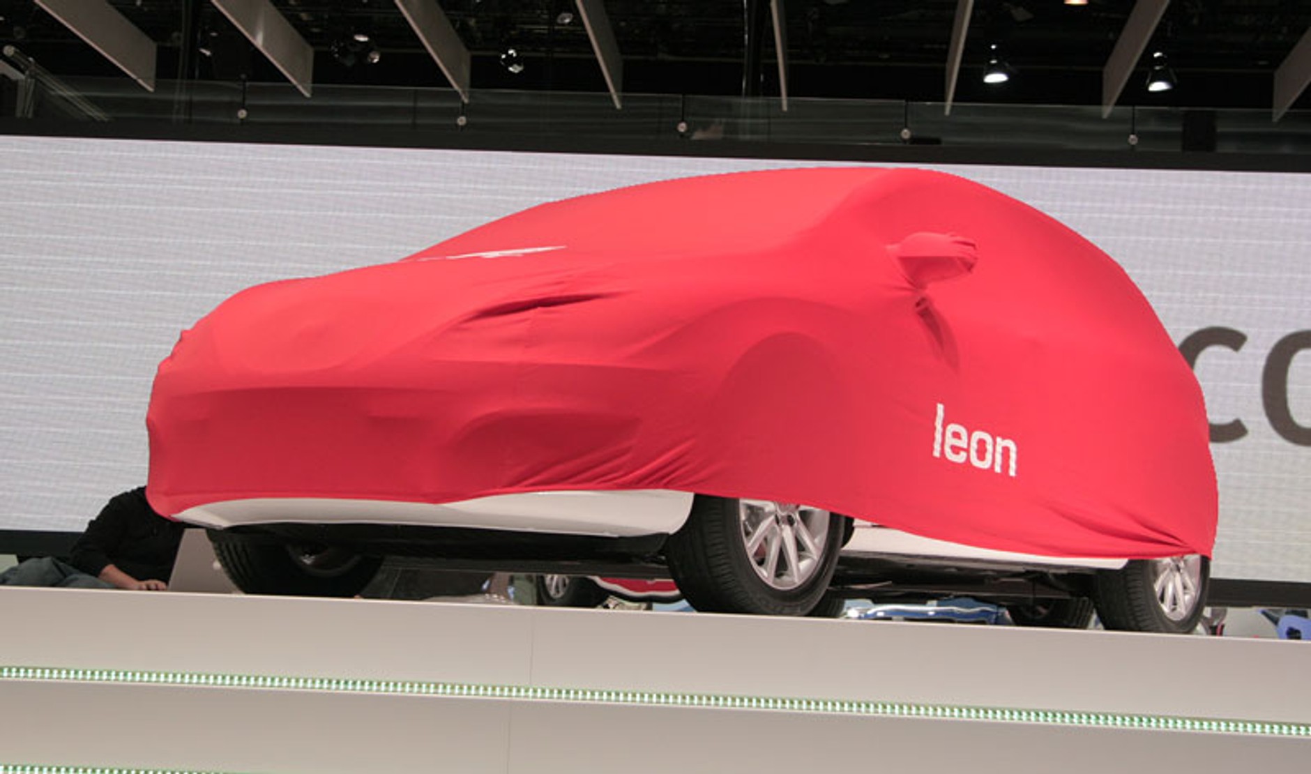 Genewa 2009: pierwsze wrażenia (fotogaleria 1.)