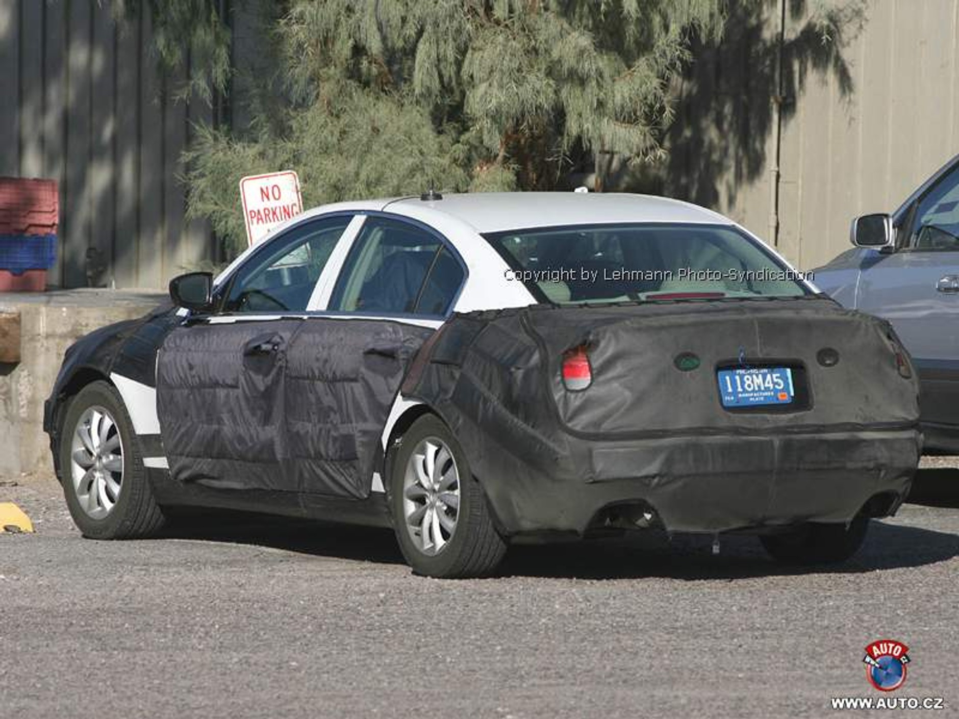 Zdjęcia szpiegowskie: cztery nowe modele Hyundaia