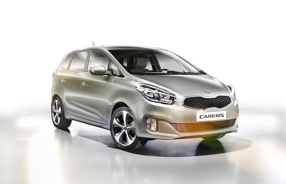 Polskie premiery Kii Carens i pro_cee'd GT