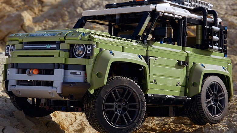 Land Rover Defender z… Lego