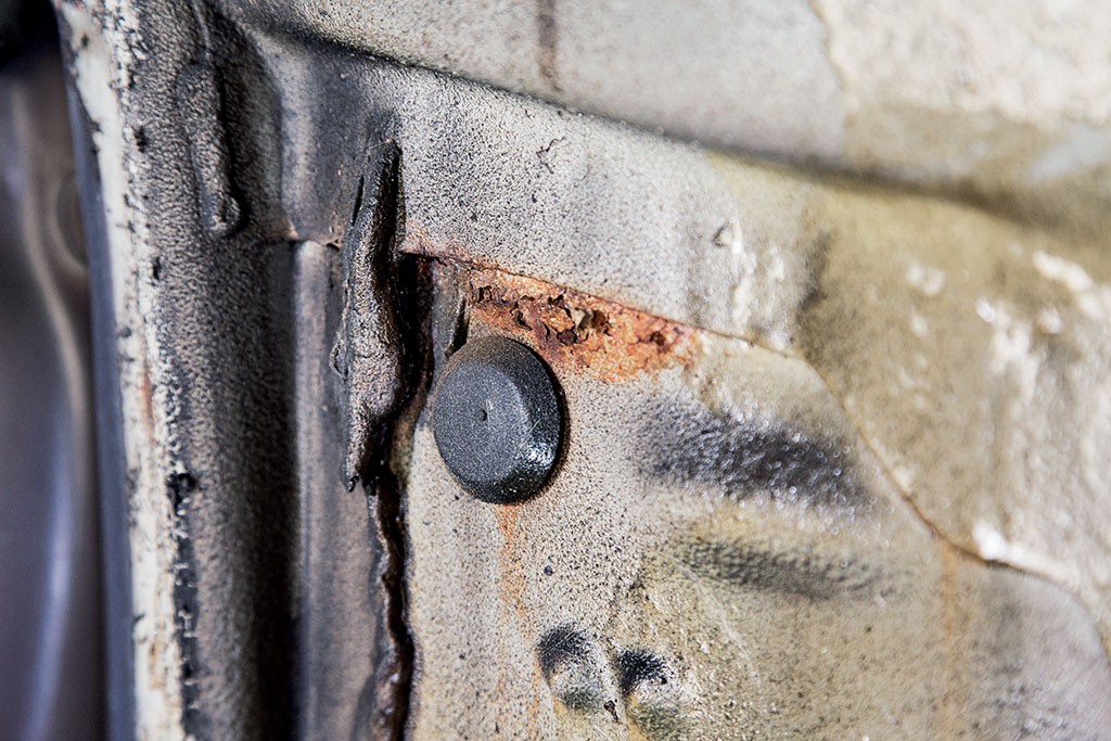 Rdza szaleje w zakamarkach. To wcale nie jest niewinna usterka!