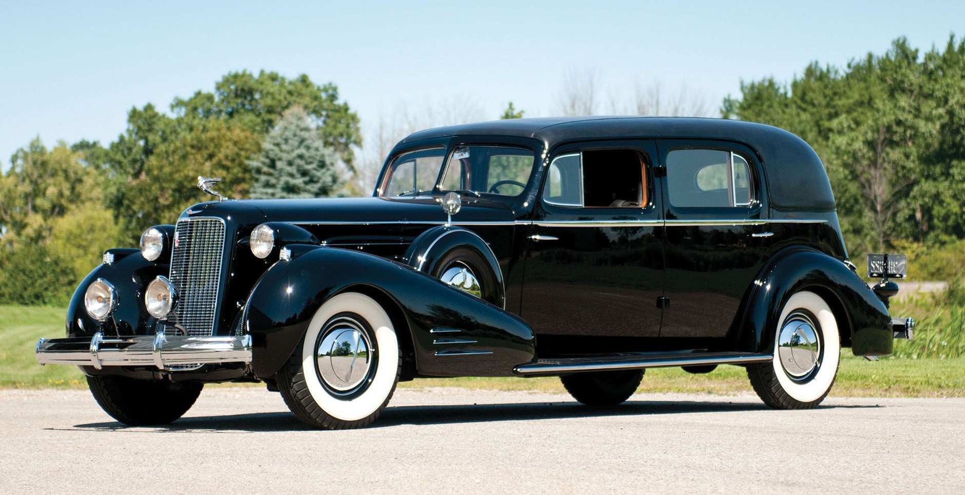 Cadillac V-16 Fleetwood-Imperial