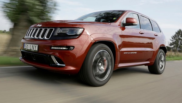 Jeep Grand Cherokee SRT - duży i ciężki, ale bojowo nastawiony
