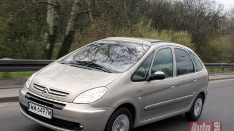 Citroen Xsara Picasso 2.0 HDi, Renault Scenic 1.9 DCi - Rodzinna decyzja