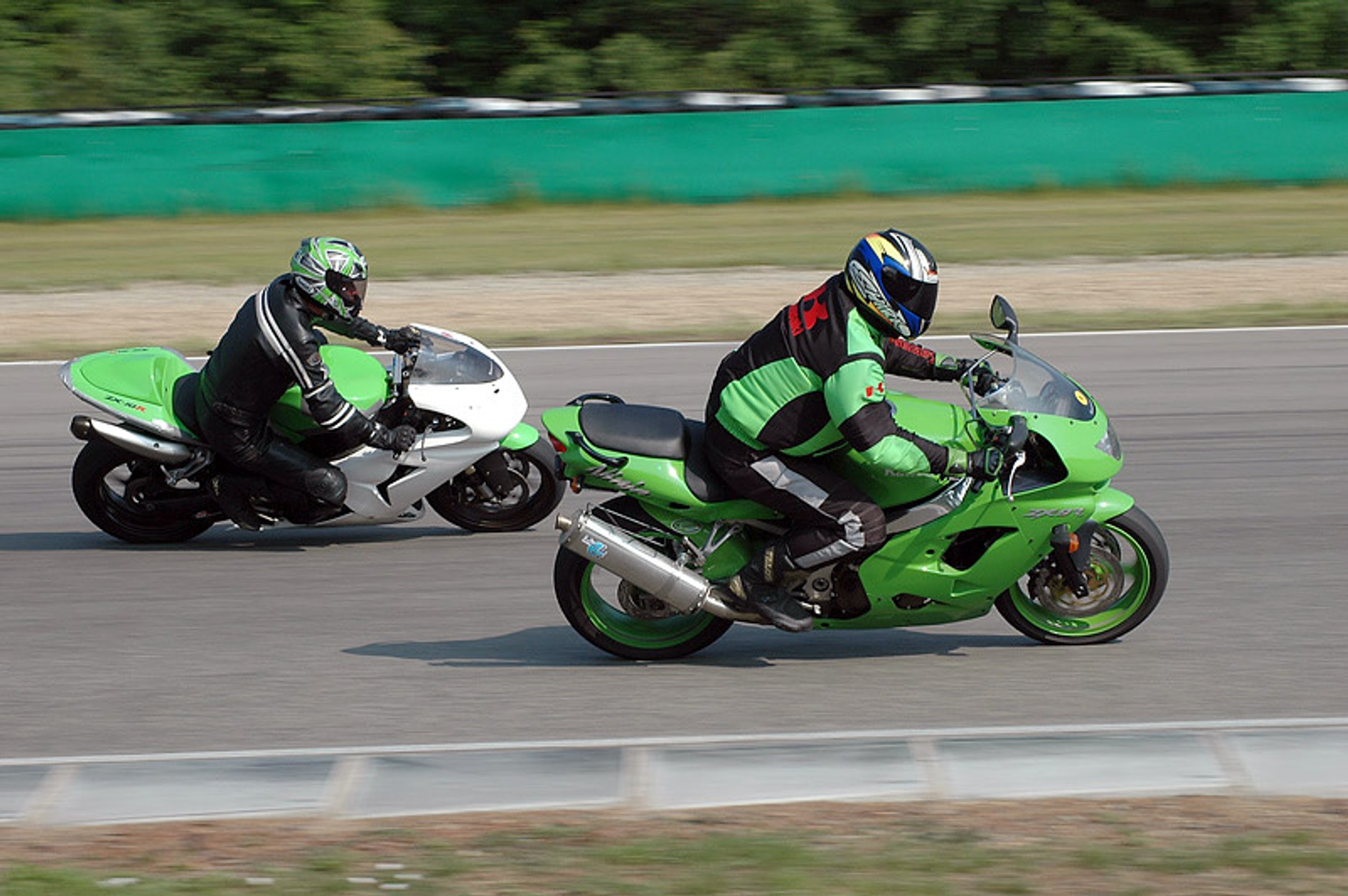 Dzień Kawasaki: tragiczny koniec małej ZX-6R Ninja (+ duża fotogaleria)