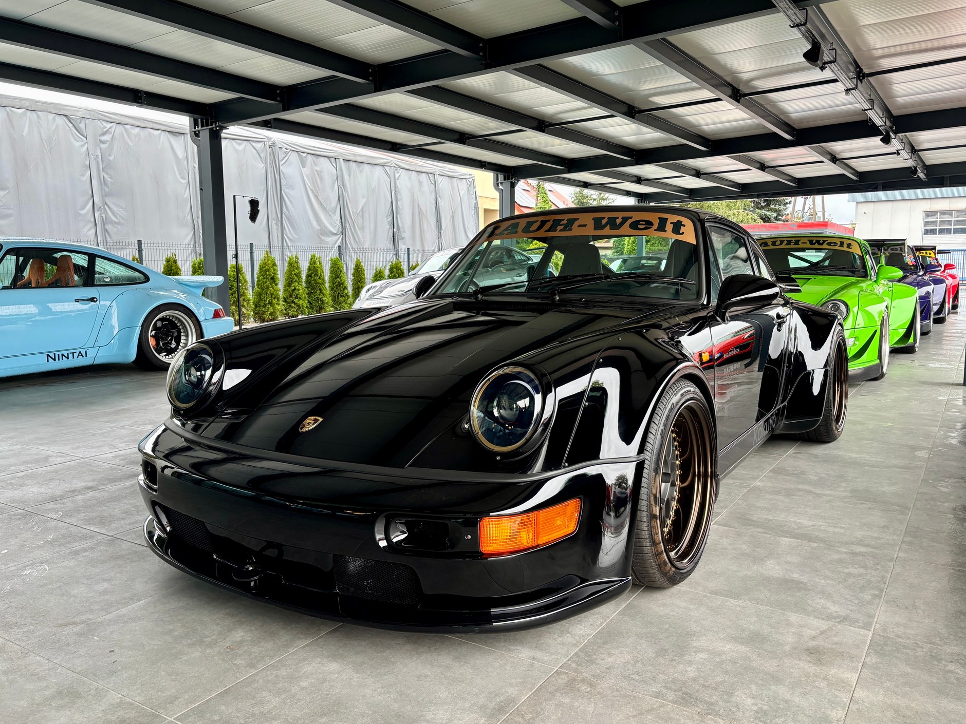 Otwarcie nowej siedziby 911 Garage i budowa kolejnego RWB