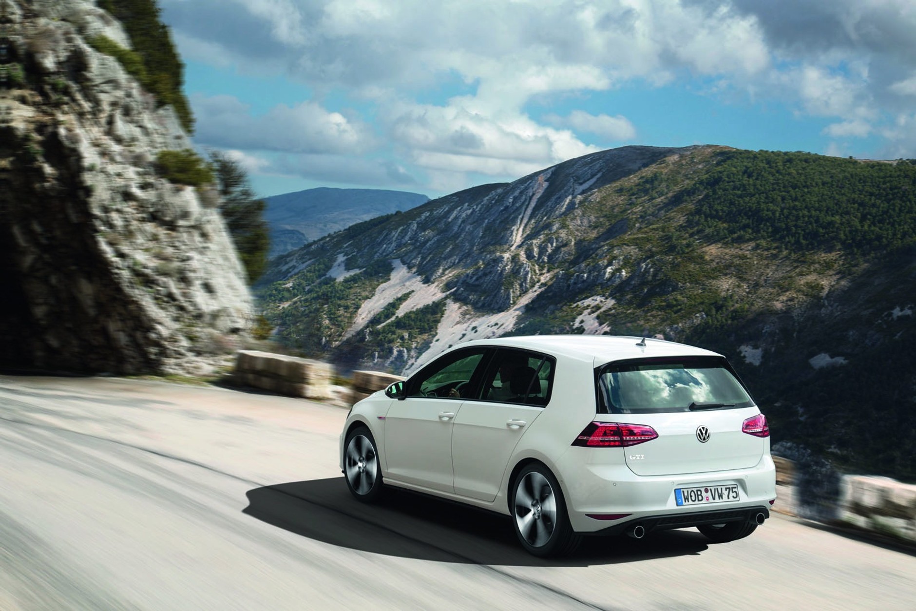 Volkswagen Golf GTI na zdjęciach