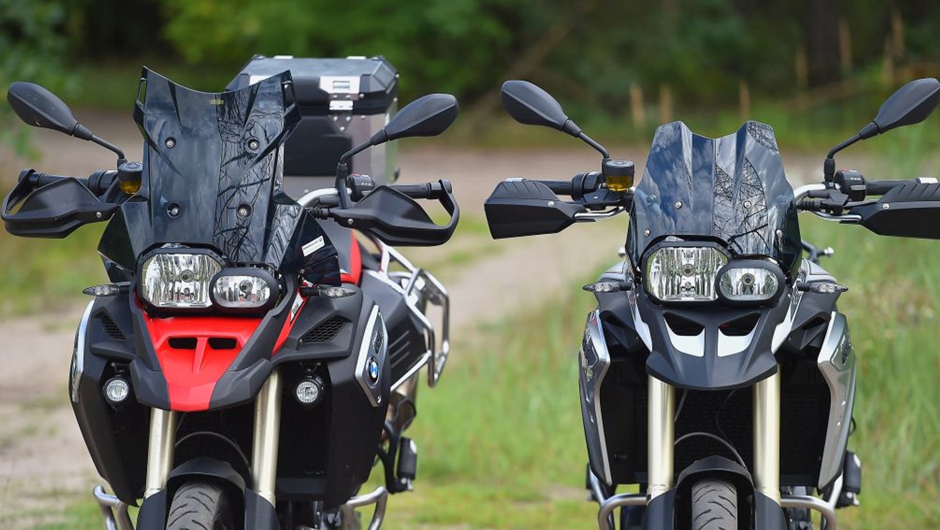 BMW F800GS Adventure vs BMW F800GS