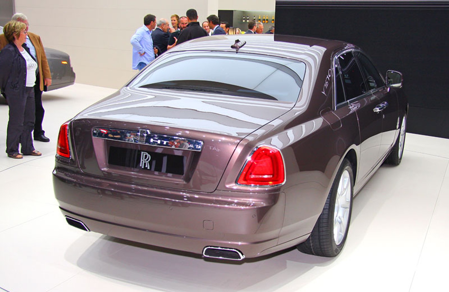 IAA Frankfurt 2009: Rolls-Royce Ghost – pierwsze wrażenia (fotogaleria)