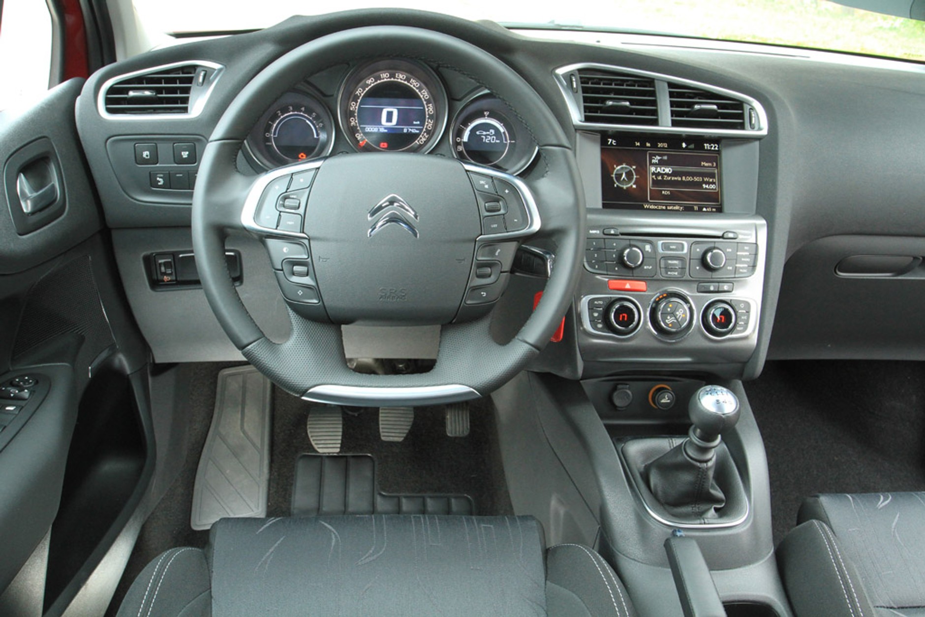 Test Citroena C4 1.6 HDI: nie tylko szata się liczy