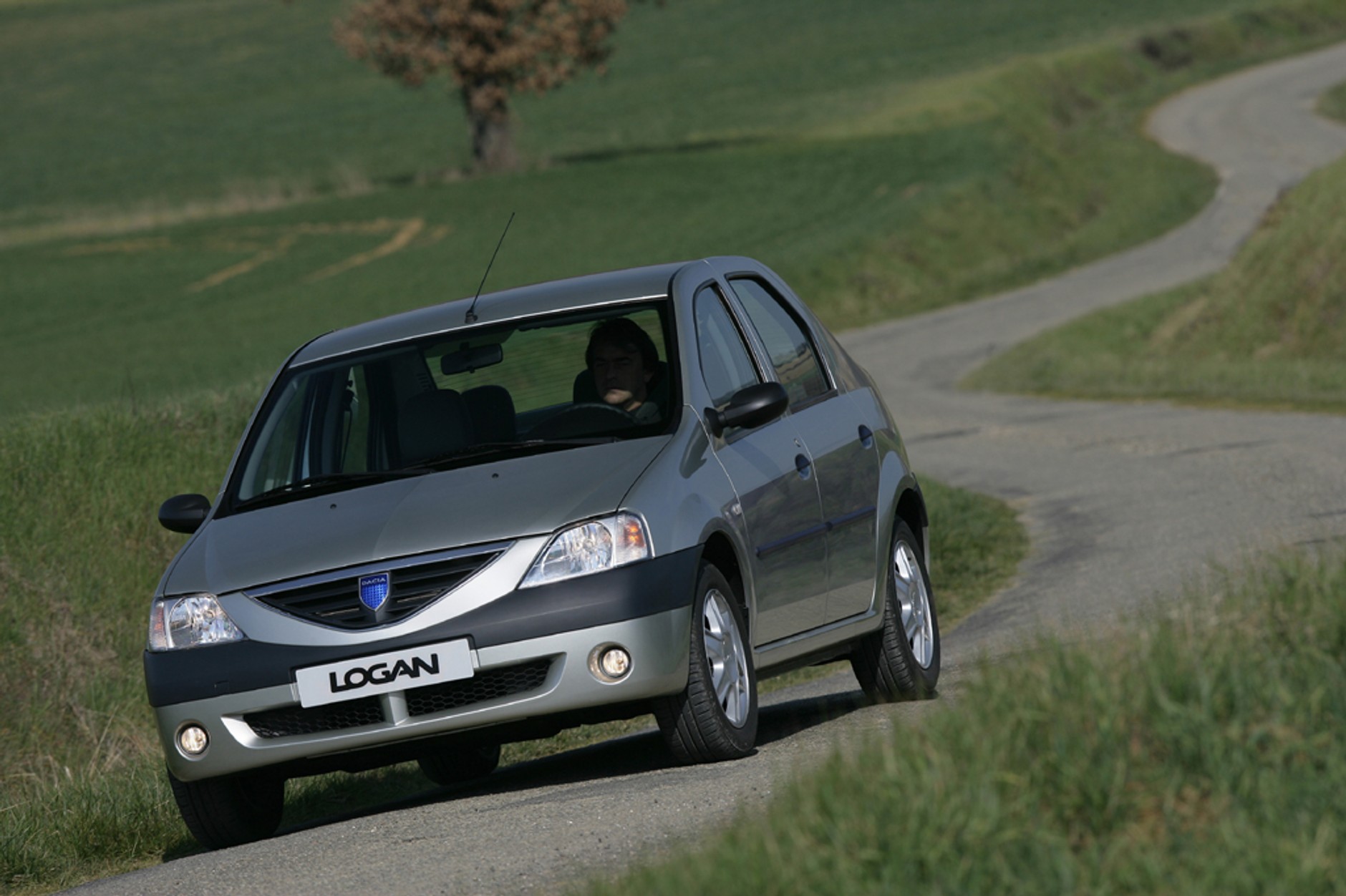 Dacia Logan - Idealna na polskie drogi