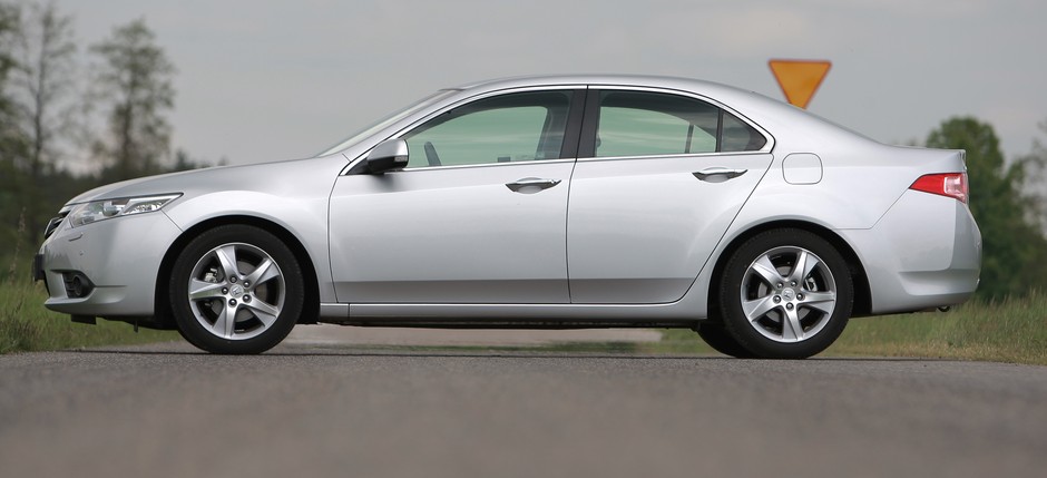 Honda Accord VIII