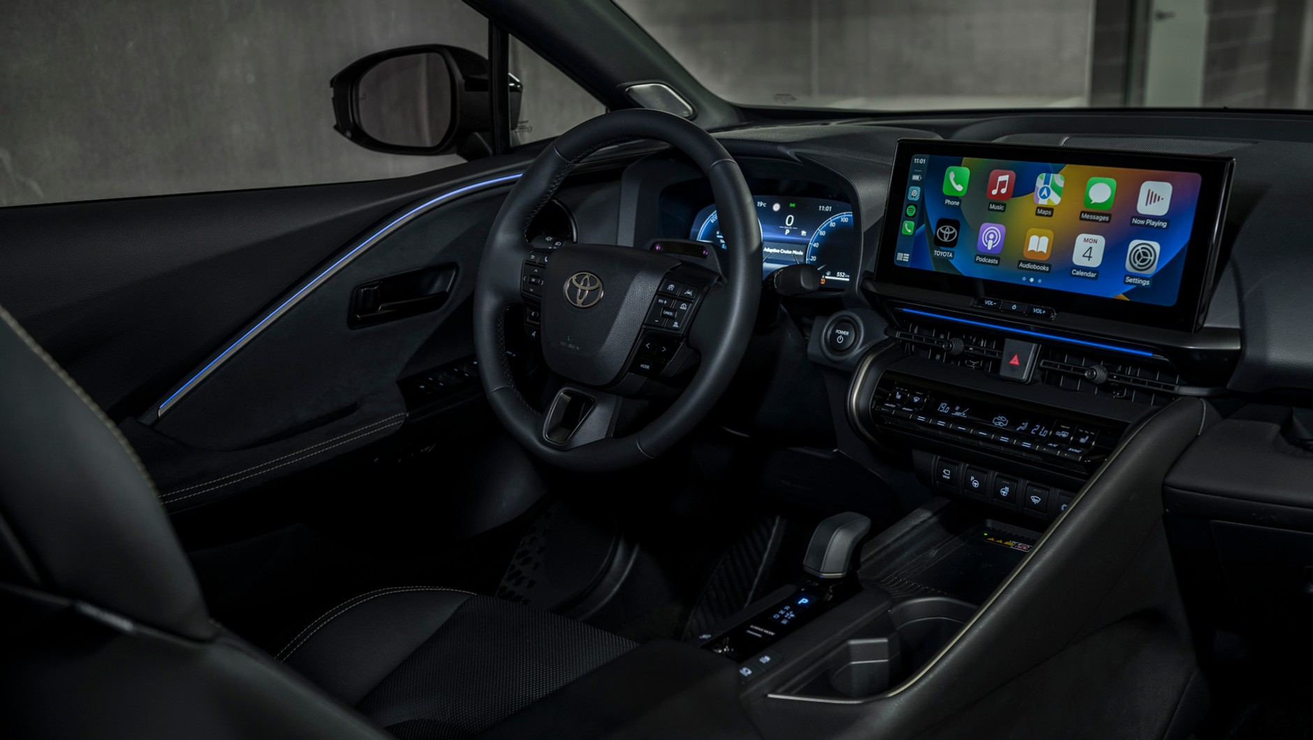 Nowa Toyota CHR Plug-in Hybrid