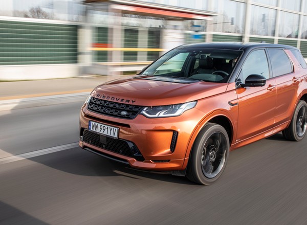 Range Rover Evoque i Land Rover Discovery Sport – ryzyko pożaru