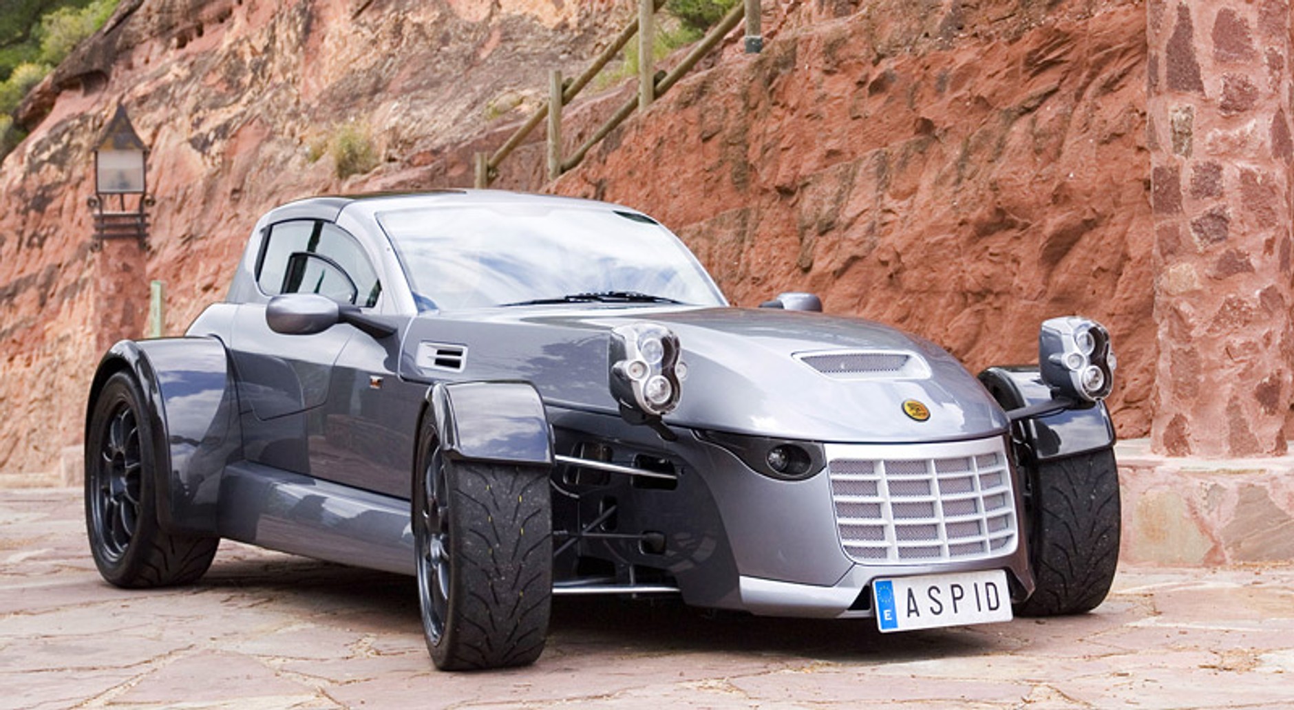 IFR Aspid: kolejne wcielenie Super 7 szybsze od Enzo