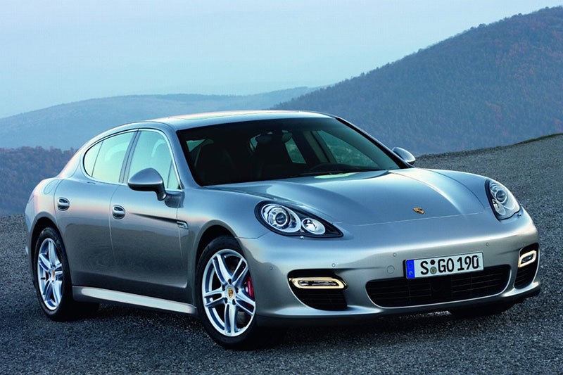 Porsche Panamera: pierwsze zdjęcia i informacje