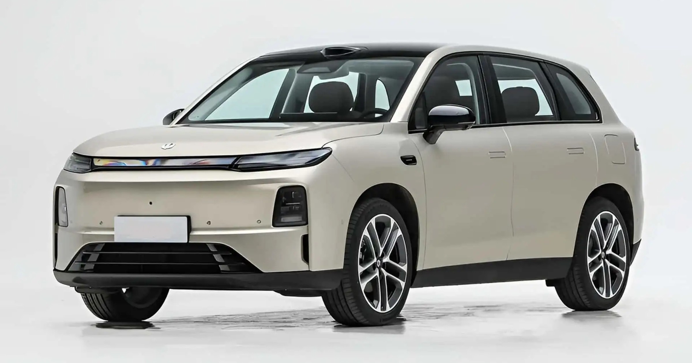 Leapmotor C10 po liftingu ma zupełnie nowy front