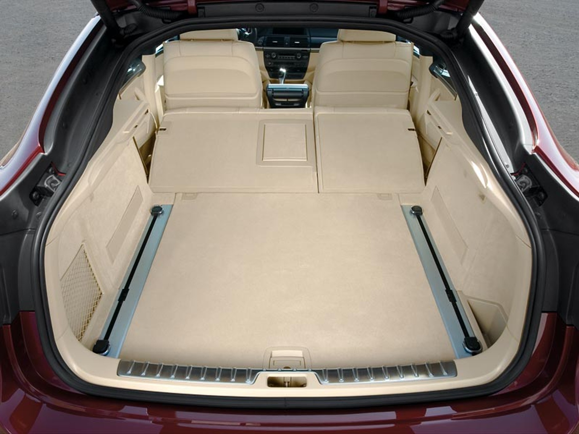 BMW X6 Sports Activity Coupé: fotogaleria, wideo i dane techniczne