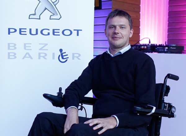 Przewodnik drogowy dla niepełnosprawnych - sukces Mateusza Puszkarskiego