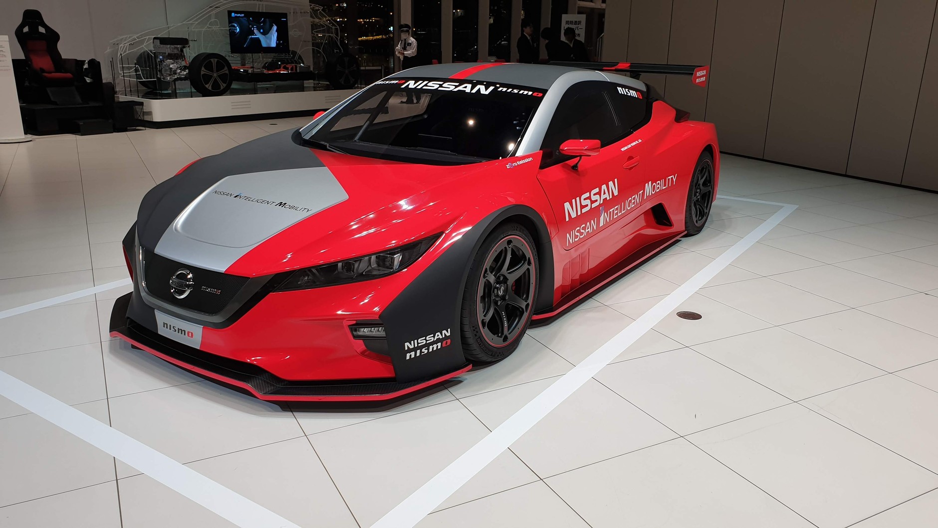 Nissan LEAF NISMO RC02 - z tego samochodu pochodzi akumulator wykorzystany w elektrycznym Nissanie GT-R