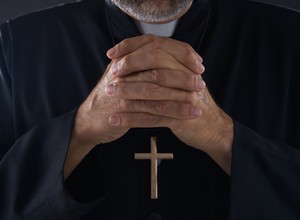 Zazdrościsz księdzu rabatu na nowy samochód? Upomnij się o swój!