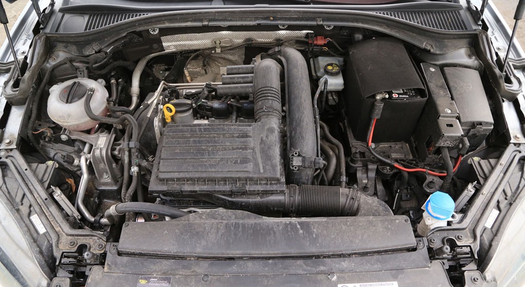 Skoda Superb 1.4 TSI ACT Style - klasa średnia małolitrażowa