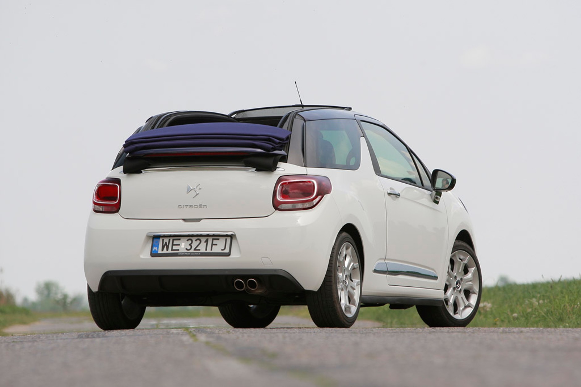 Test Citroena DS3: cabrio w niepełnym wymiarze