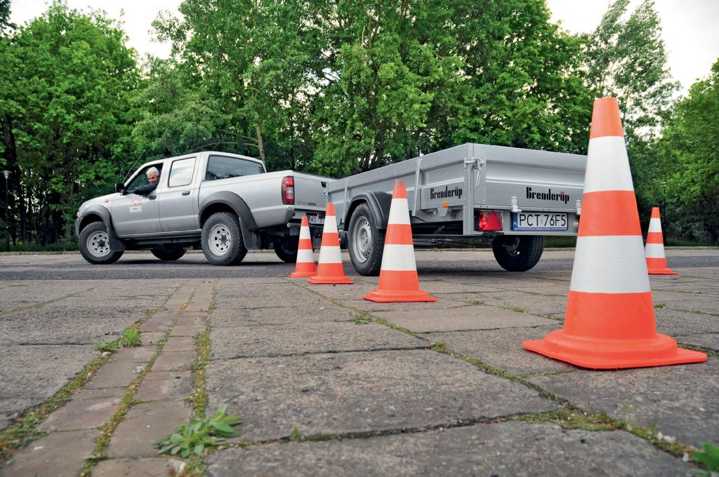 Do prowadzenia cięższych zestawów niezbędne jest już prawo jazdy kat. B+E