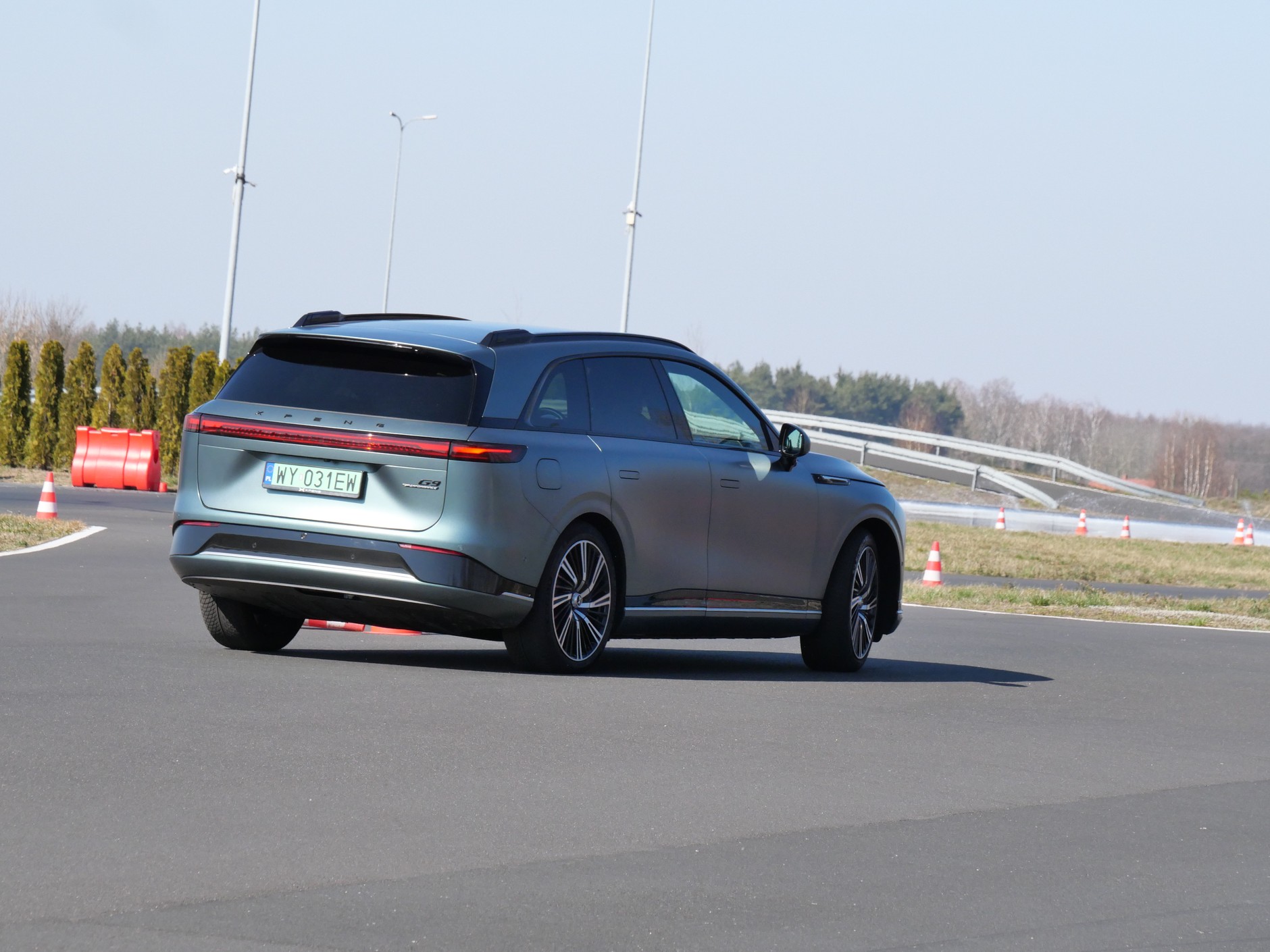 XPeng G9