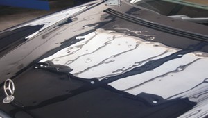 Jak naprawić auto po gradobiciu i czy to w ogóle ma sens?