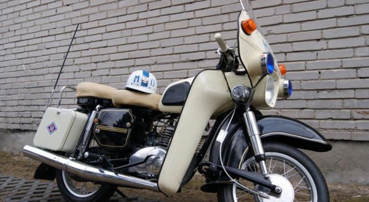 MZ ES 250/2 Trophy - milicyjne trofeum