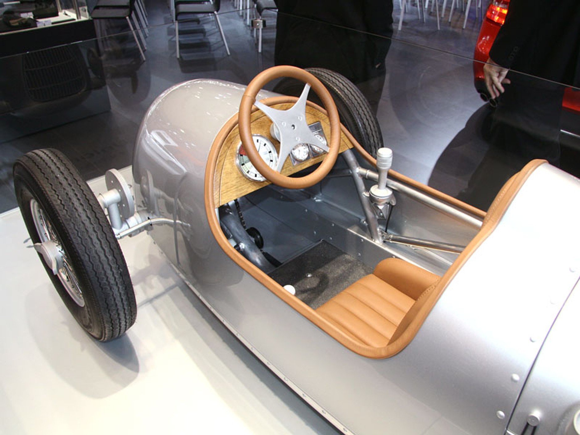 Essen Motor Show 2008: sport, tuning, prototypy