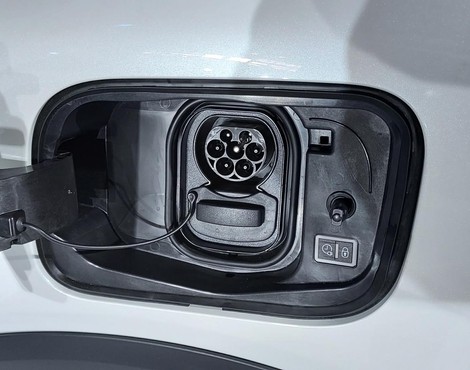 Citroen e-C4 x