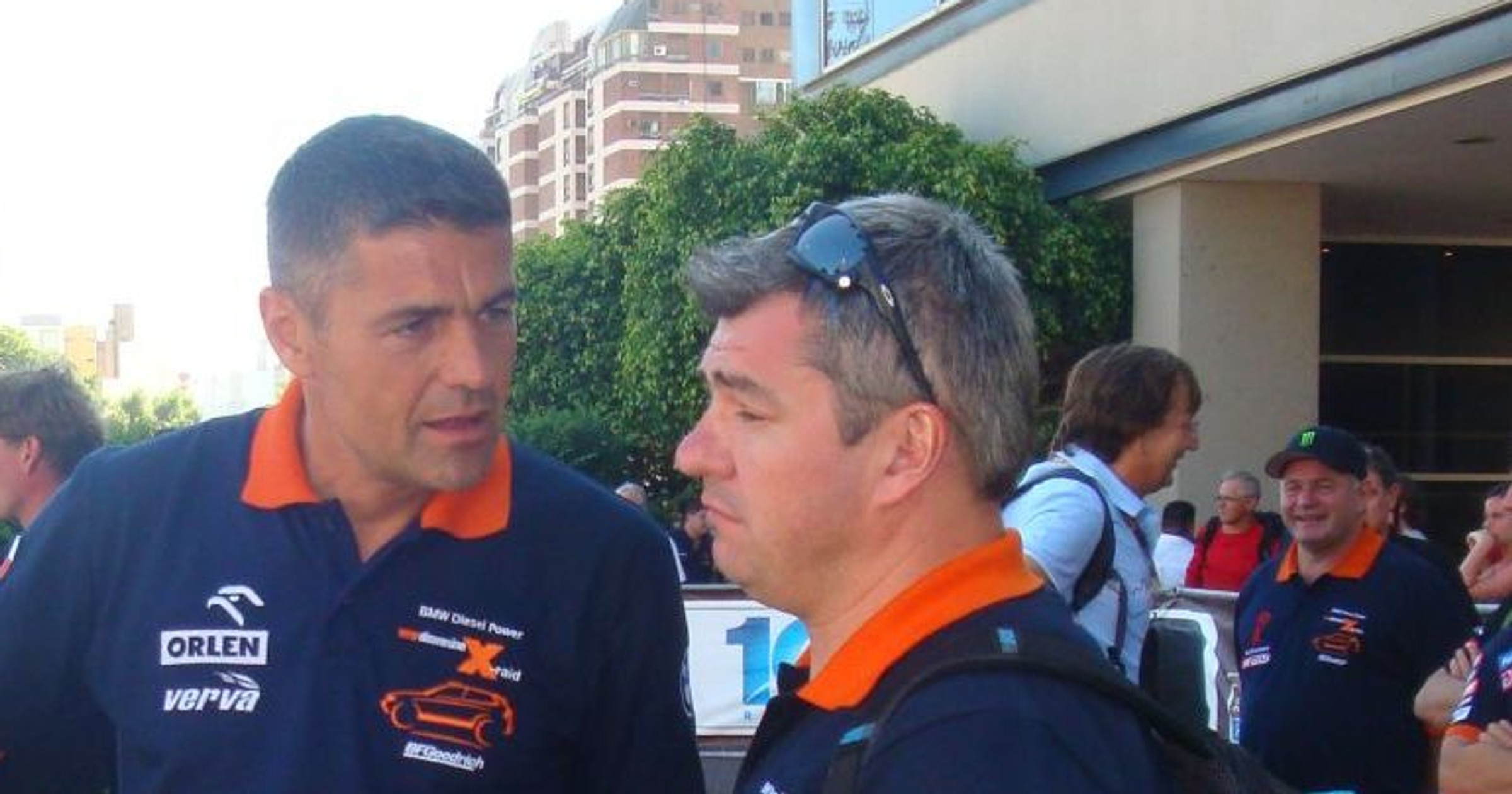Rajd Dakar 2011: BMW Hołowczyca przeszło odbiór techniczny 