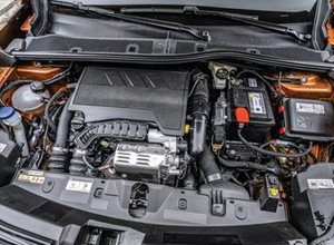 Używany samochód z 1.2 PureTech - opinie, awarie, ceny. Da się kupić dobre auto?