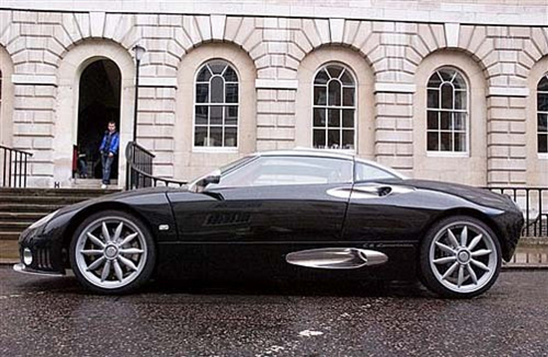 Spyker C8 na planie filmu