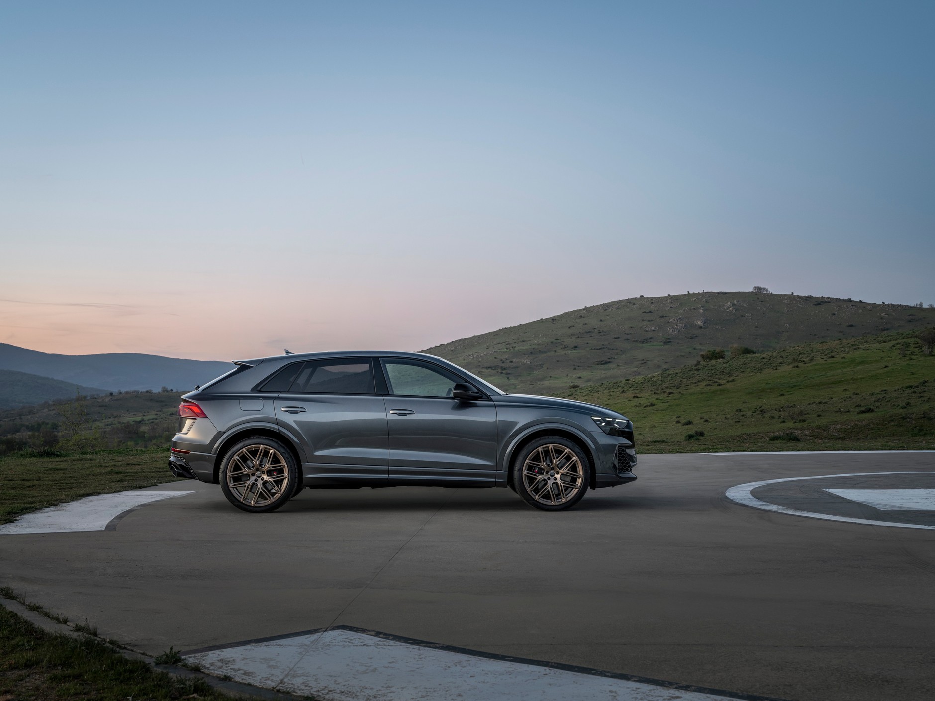 nowe RS Q8 performance i zaktualizowane RS Q8
