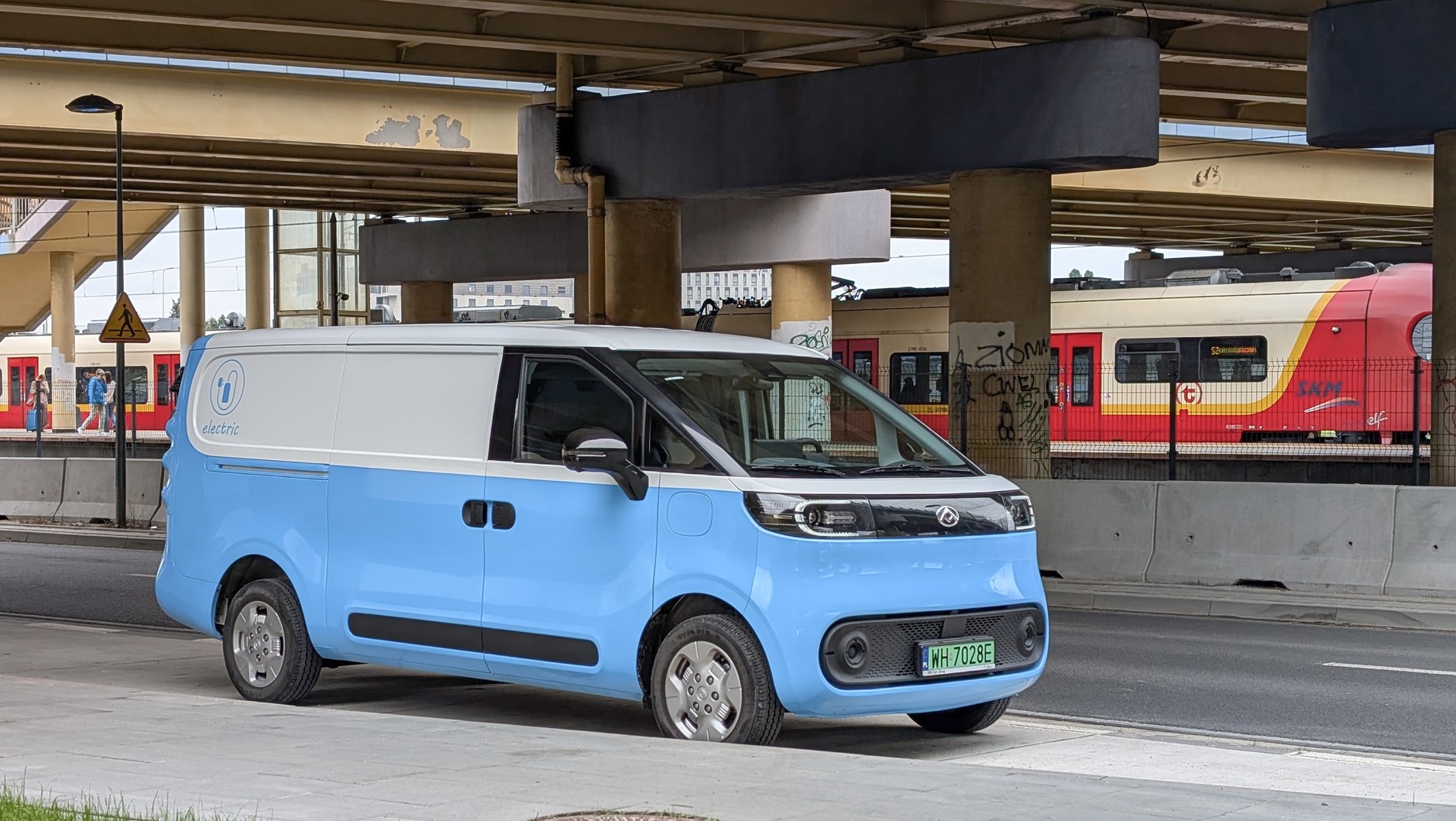 Maxus e-Deliver 5 Furgon L1H1