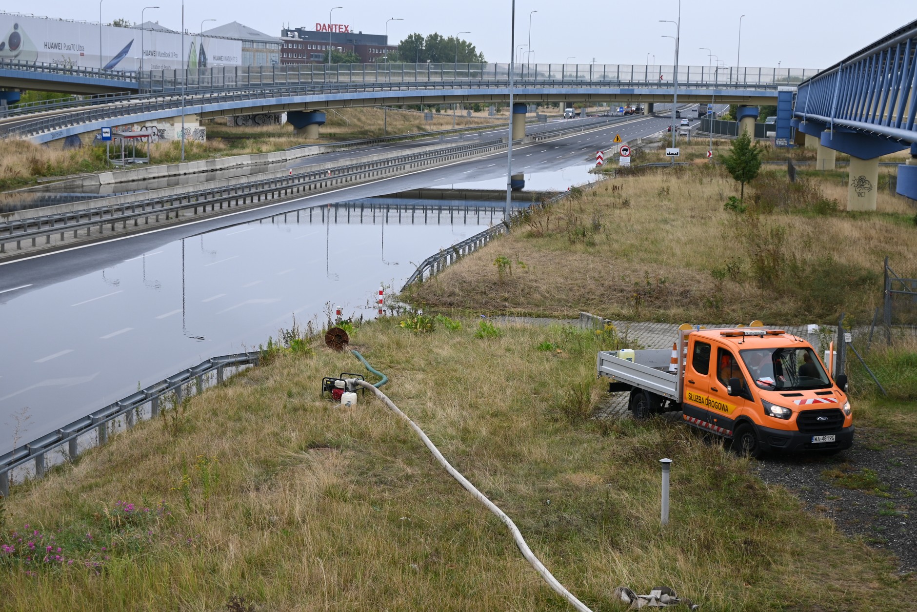 Zalana trasa S79 w Warszawie