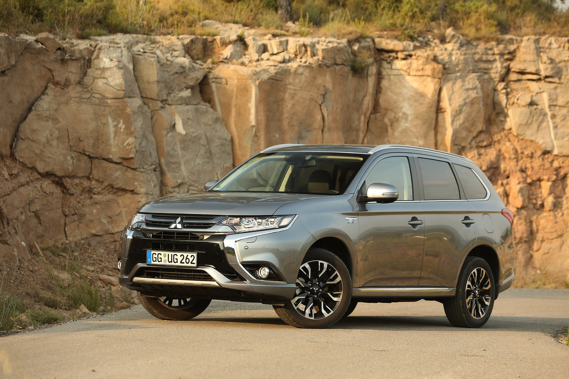 Mitsubishi Outlander MY2016